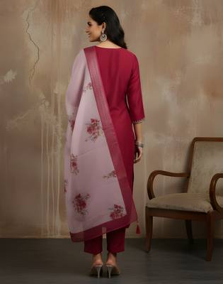 Maroon color roman silk fabric stylish ceremonial wear kurta set 2