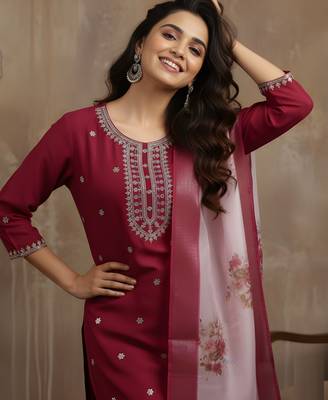 Maroon color roman silk fabric stylish ceremonial wear kurta set 3