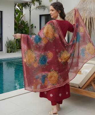 Maroon color roman silk fabric stylish ceremonial wear kurta set 2