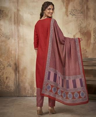 Maroon color cotton fabric stylish ceremonial wear kurta set 2