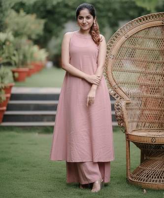 Maroon color cotton fabric stylish ceremonial wear kurta set 5