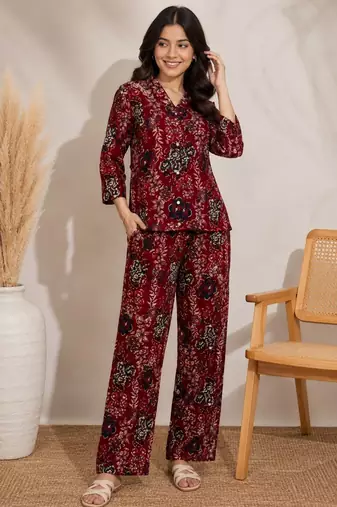 Maroon color smart rayon cotton fabric designer printed smart girlie co-ord set