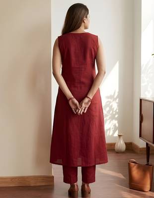 Maroon color soft cotton fabric embroidery work graceful girlie casual kurta set 2