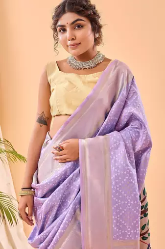 Lavender bandhani weaving saree with heavy pallu