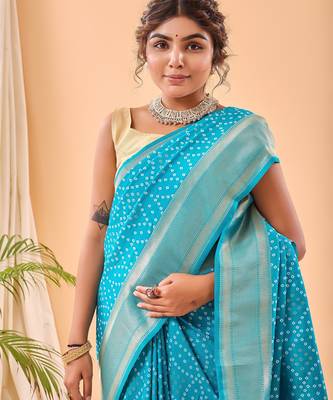 blue weaving saree with silk blend pallu 3