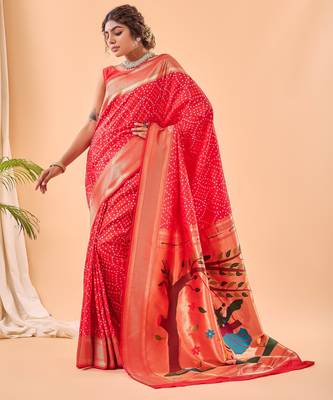 red bandhani weaving saree with heavy pallu 2