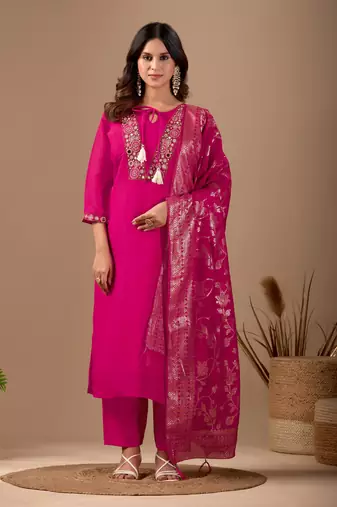 Pink embroidered mul chanderi kurta pant set with banarasi jacquard dupatta