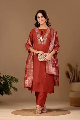Rust embroidered mul chanderi kurta pant set with banarasi jacquard dupatta 1
