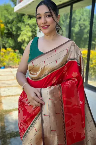 Women's red woven silk blend saree with blouse piece