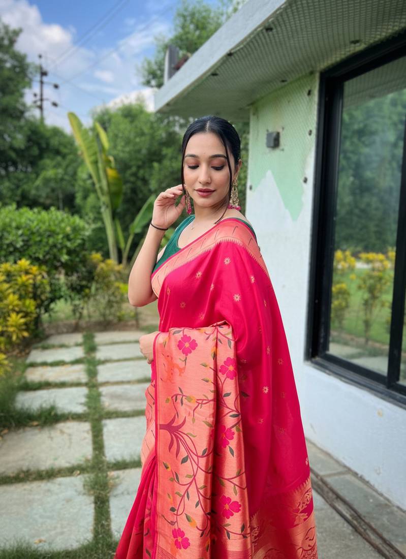 Pink silk blend saree with meenakari motifs