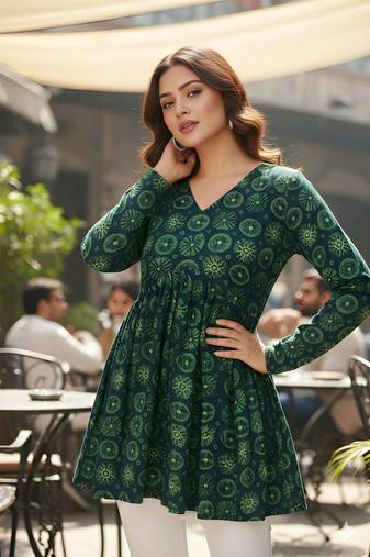 Green color delta silk fabric ethnic office wear short kurti