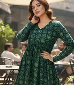 Green color delta silk fabric ethnic office wear short kurti