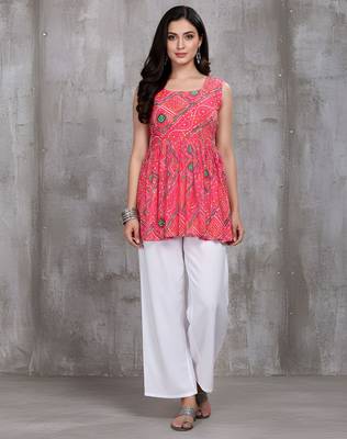 Pink color delta silk fabric ethnic office wear short kurti 3