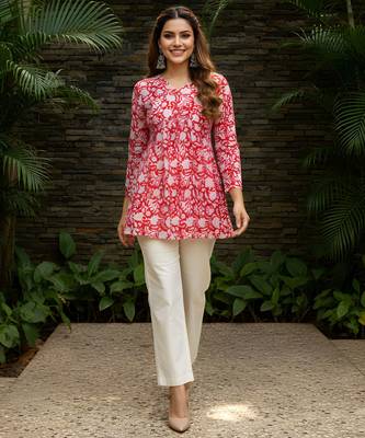 Red color beautiful sophisticated graceful formal short kurta for girls 3