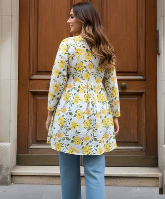 Yellow color beautiful sophisticated graceful formal short kurta for girls 2