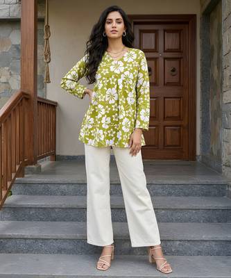 Green color beautiful sophisticated graceful formal short kurta for girls 3
