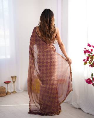 Onion color nc chiffon chex fabric beautiful designer woven saree with cut dana lace border 2