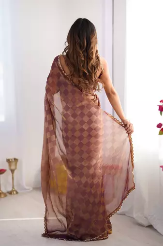Onion color nc chiffon chex fabric beautiful designer woven saree with cut dana lace border