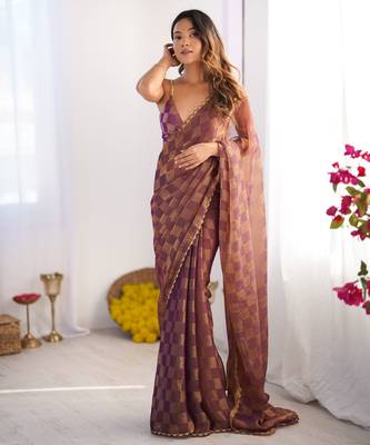 Onion color nc chiffon chex fabric beautiful designer woven saree with cut dana lace border 5