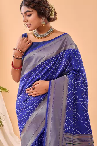 navy blue silk blend weaving saree with paithani pallu
