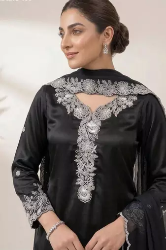 Black crepe embroidered kurta-sets