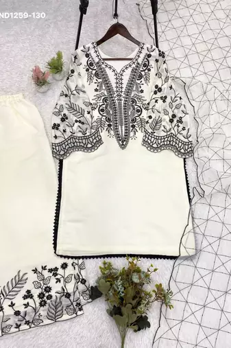 White cotton blend embroidered kurta-sets