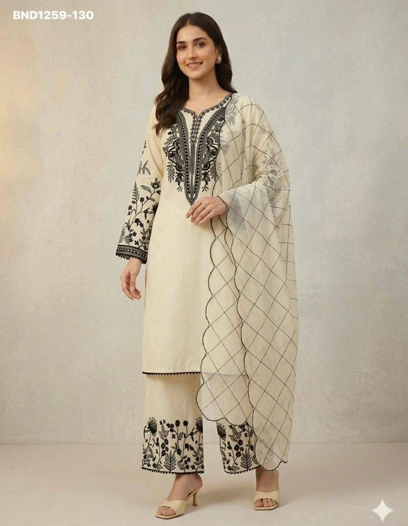 Off-white cotton blend embroidered kurta-sets