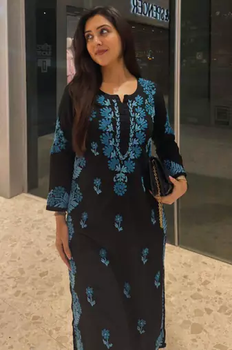Black silk blend embroidered kurta-sets