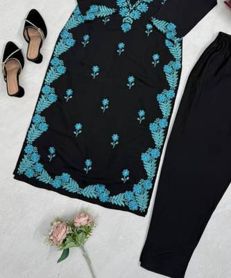 Black silk blend embroidered kurta-sets 4
