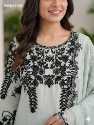 Light-grey georgette embroidered kurta-sets 4