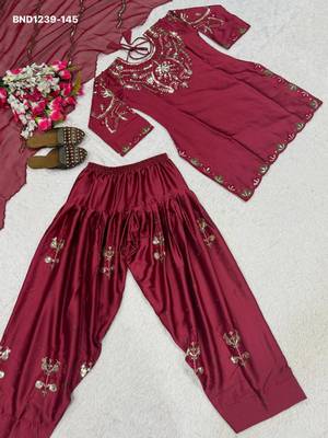 Pink silk blend embroidered kurta-sets 4