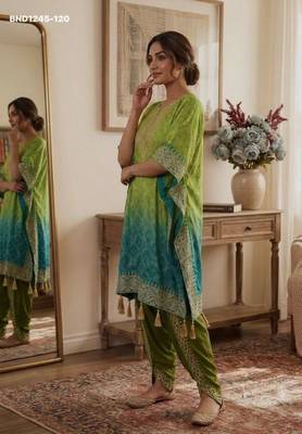 Parrot-green silk blend embroidered kurta-sets 4