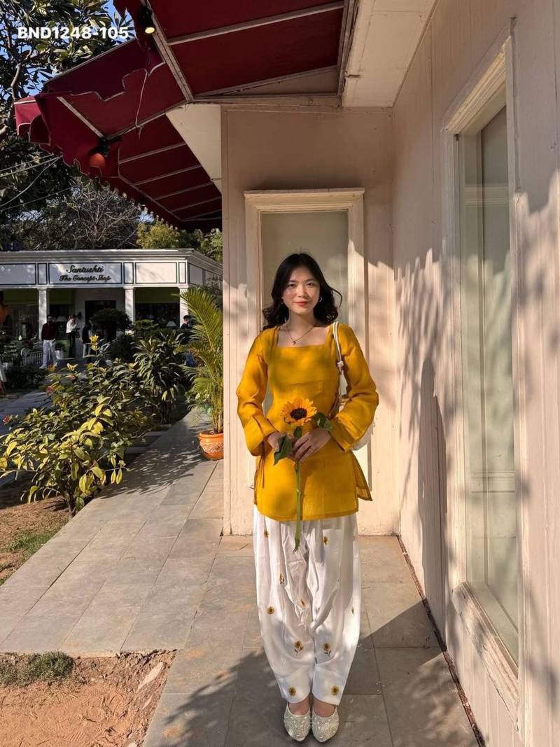 Yellow rayon plain kurta-sets