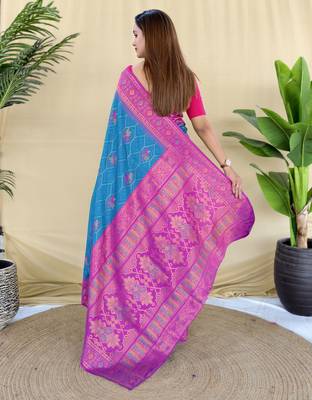 Blue zari weaving banarasi silk blend saree with imaginative blouse piece 4