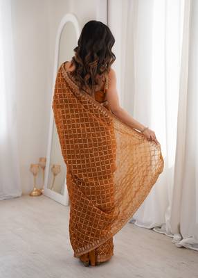 Yellow color moss two tone fabric heavy designer partywear saree 2