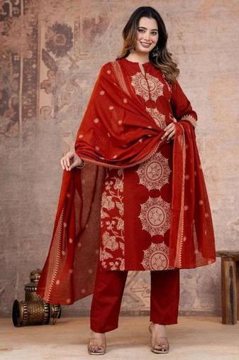 Cotton cambric printed straight kurti-pant-dupatta set