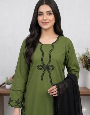 Green rayon embroidered kurta-sets 3