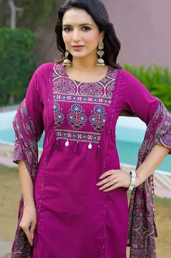 Cotton printed straight kurti-pant-dupatta set