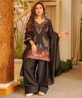 Black crepe printed kurta-sets 1