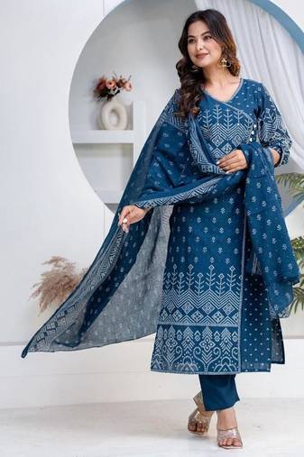 Cotton angrakha pattern kurti-pant-dupatta set