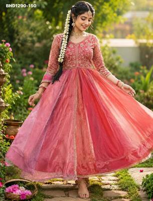 Pink silk blend embroidered kurta-sets 1