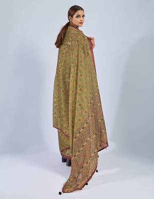Mustard color stylish ajrak printed traditional chiffon fabric saree 2
