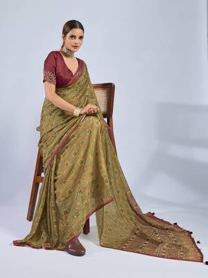 Mustard color stylish ajrak printed traditional chiffon fabric saree 5