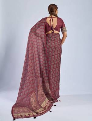 Maroon color stylish ajrak printed traditional chiffon fabric saree 2