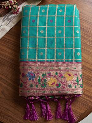 Rama color banarasi silk fabric graceful ethnic woven saree 5