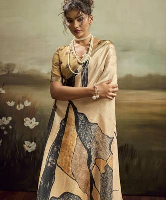 Beige color jacquard silk fabric fabric beautiful floral print saree 3