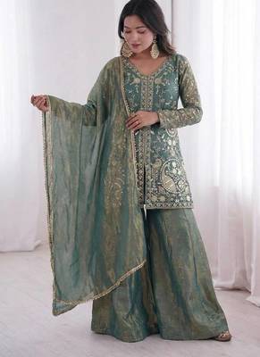 Sea green embroidered fendy kurta set with dupatta 4