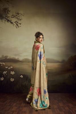 Beige color jacquard silk fabric fabric beautiful floral print saree 2