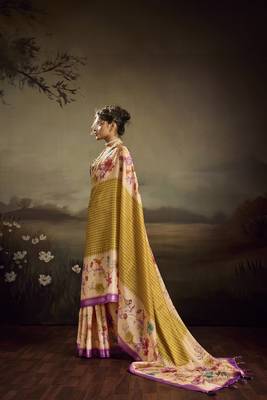 Beige color jacquard silk fabric fabric beautiful floral print saree 4