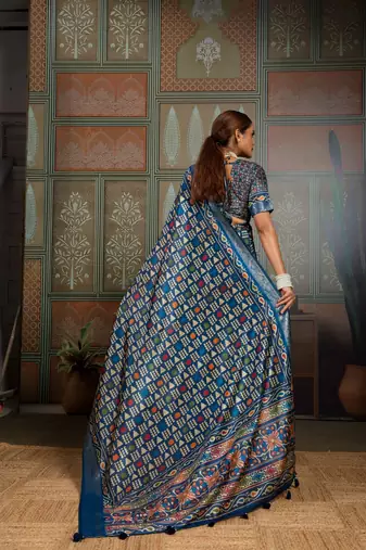 Blue color beautiful ethnic partywear saree for traditional rich looks
